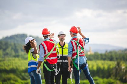 Protection Antichute : Les Fondamentaux de la Sécurité en Hauteur
