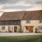 Aménager une grange agricole en habitation : budget et étapes clés