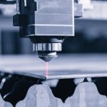 Comprendre le fonctionnement des machines CNC dans l’usinage de précision